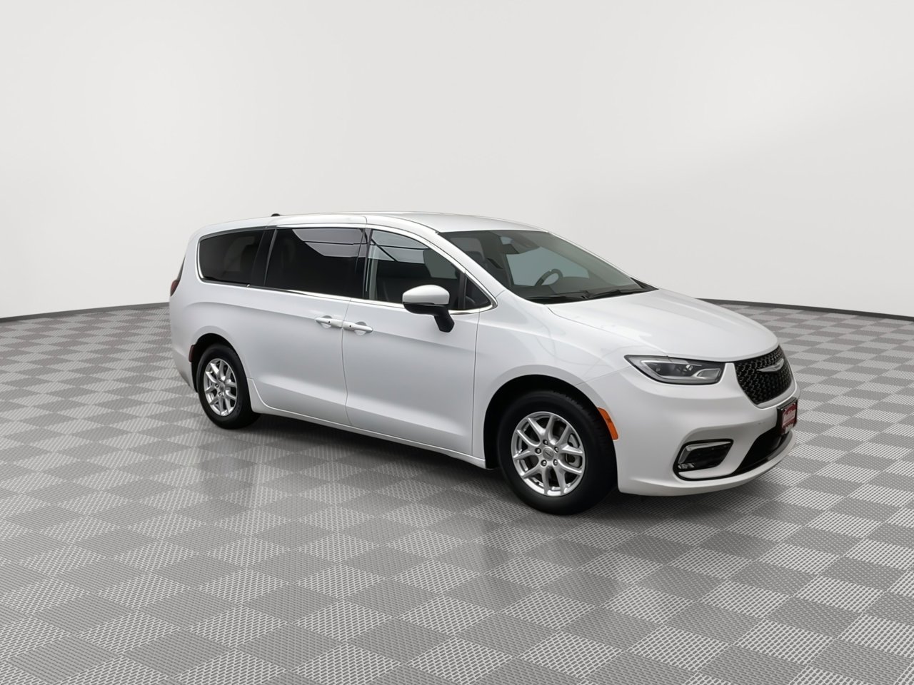 Used 2023 Chrysler Pacifica Touring-L FWD image 39