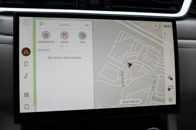 New 2026 Jaguar F-PACE R-Dynamic S image 16