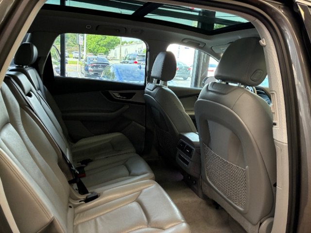 Used 2019 Audi Q7 2.0T Premium w/ Convenience Package AWD/4WD image 36
