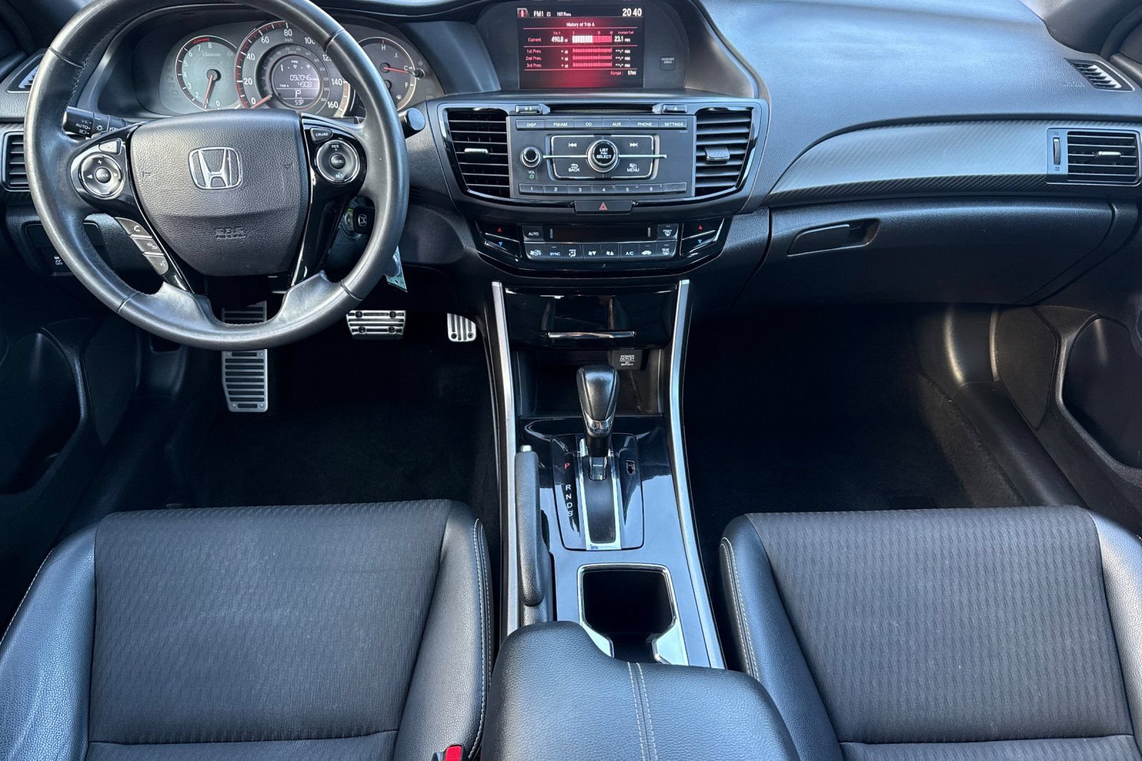 Used 2017 Honda Accord Sport image 13