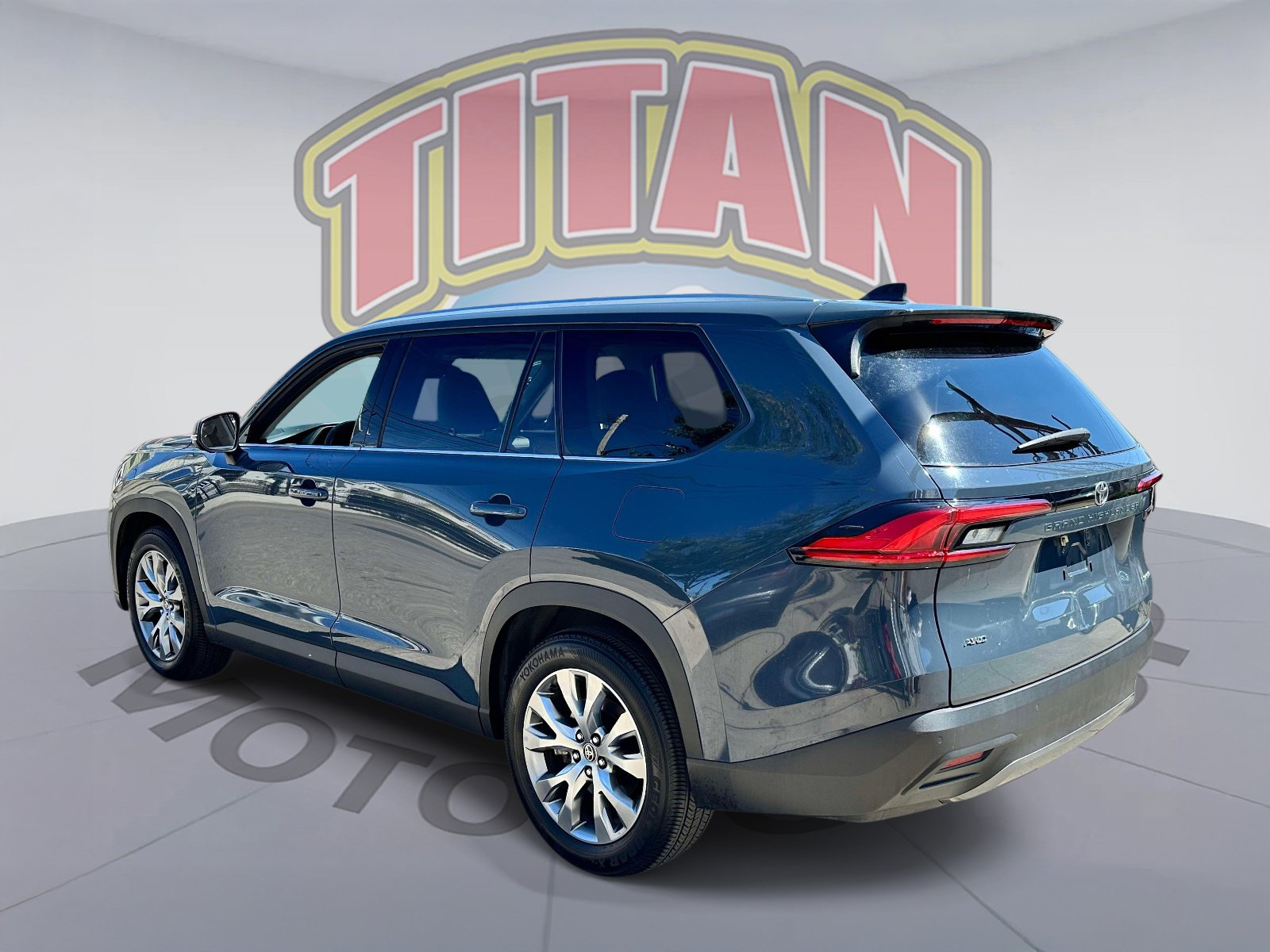 Certified 2024 Toyota Grand Highlander AWD image 4