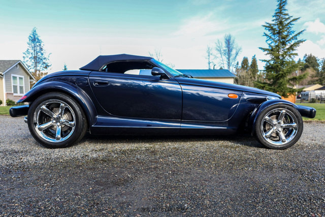 Used 2001 Chrysler Prowler image 16