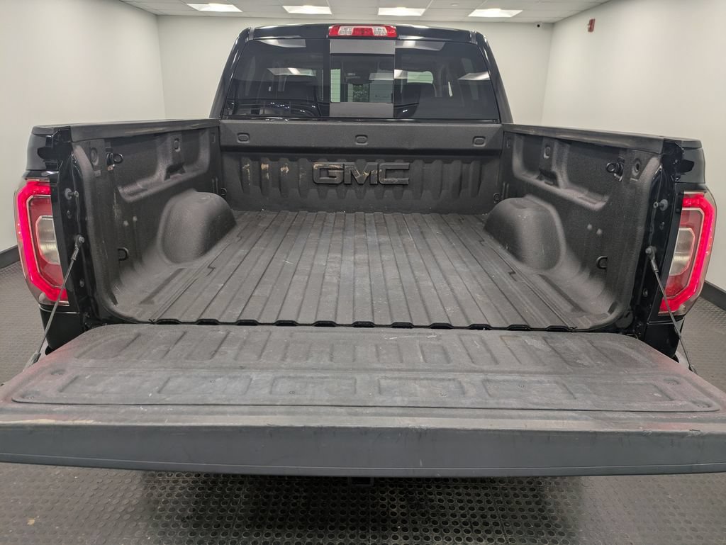 Used 2018 GMC Sierra 1500 SLT AWD/4WD image 25