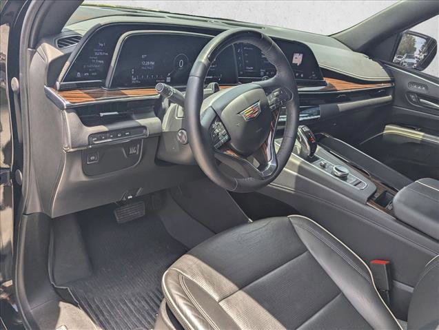 Used 2023 Cadillac Escalade Premium Luxury w/ LPO, Floor Liner Package AWD/4WD image 10