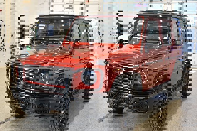 Used 2025 Mercedes-Benz G 550 image 9