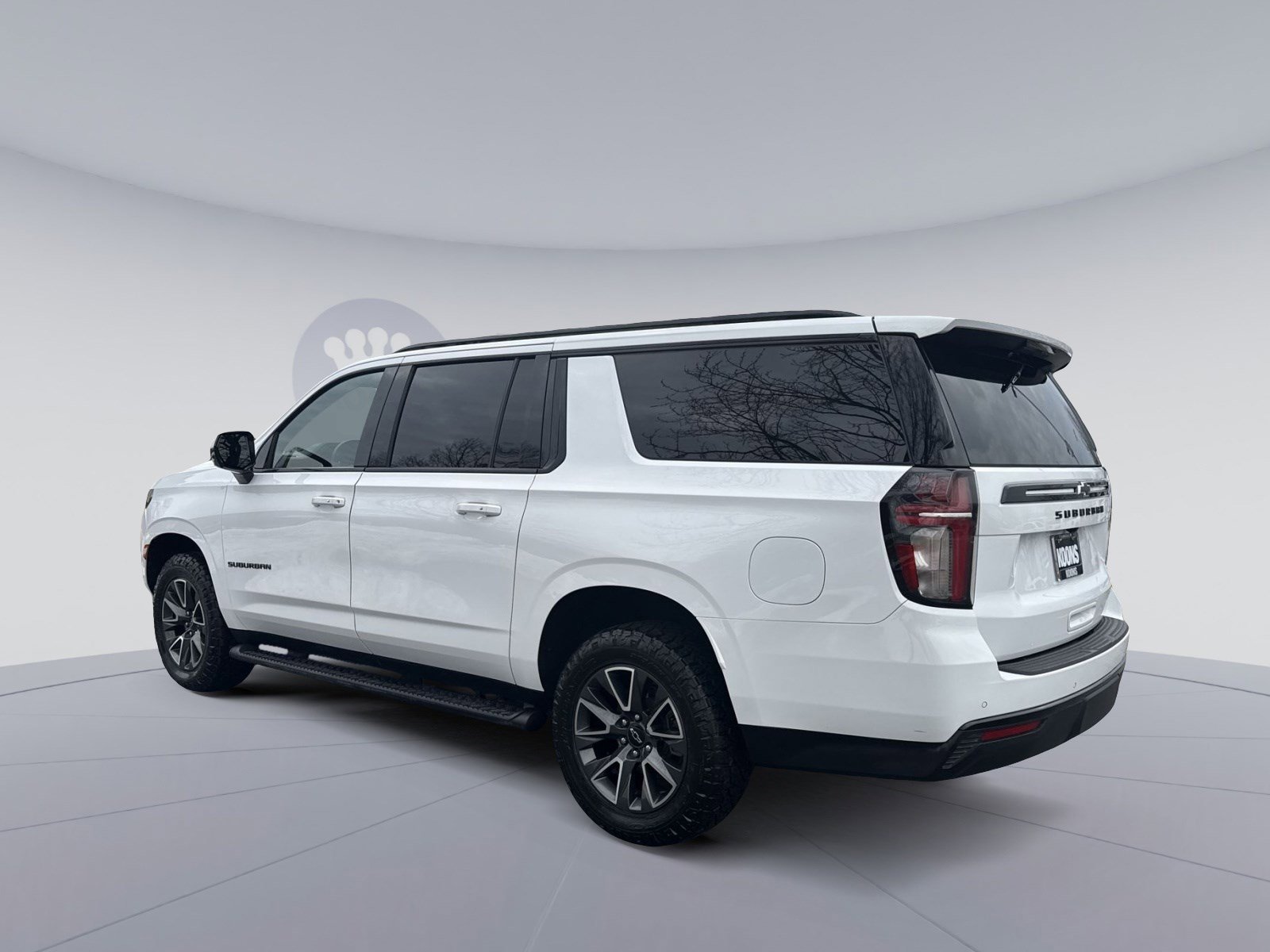 Used 2023 Chevrolet Suburban Z71 image 4