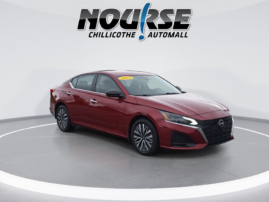 Used 2024 Nissan Altima 2.5 SV AWD/4WD image 2