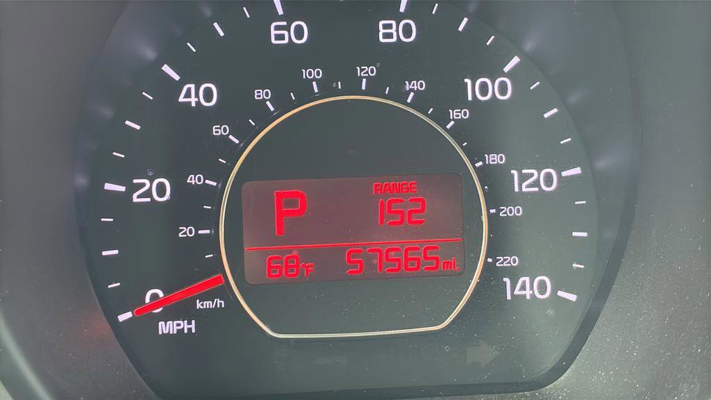 Used 2015 Kia Soul + w/ Primo Package FWD image 24