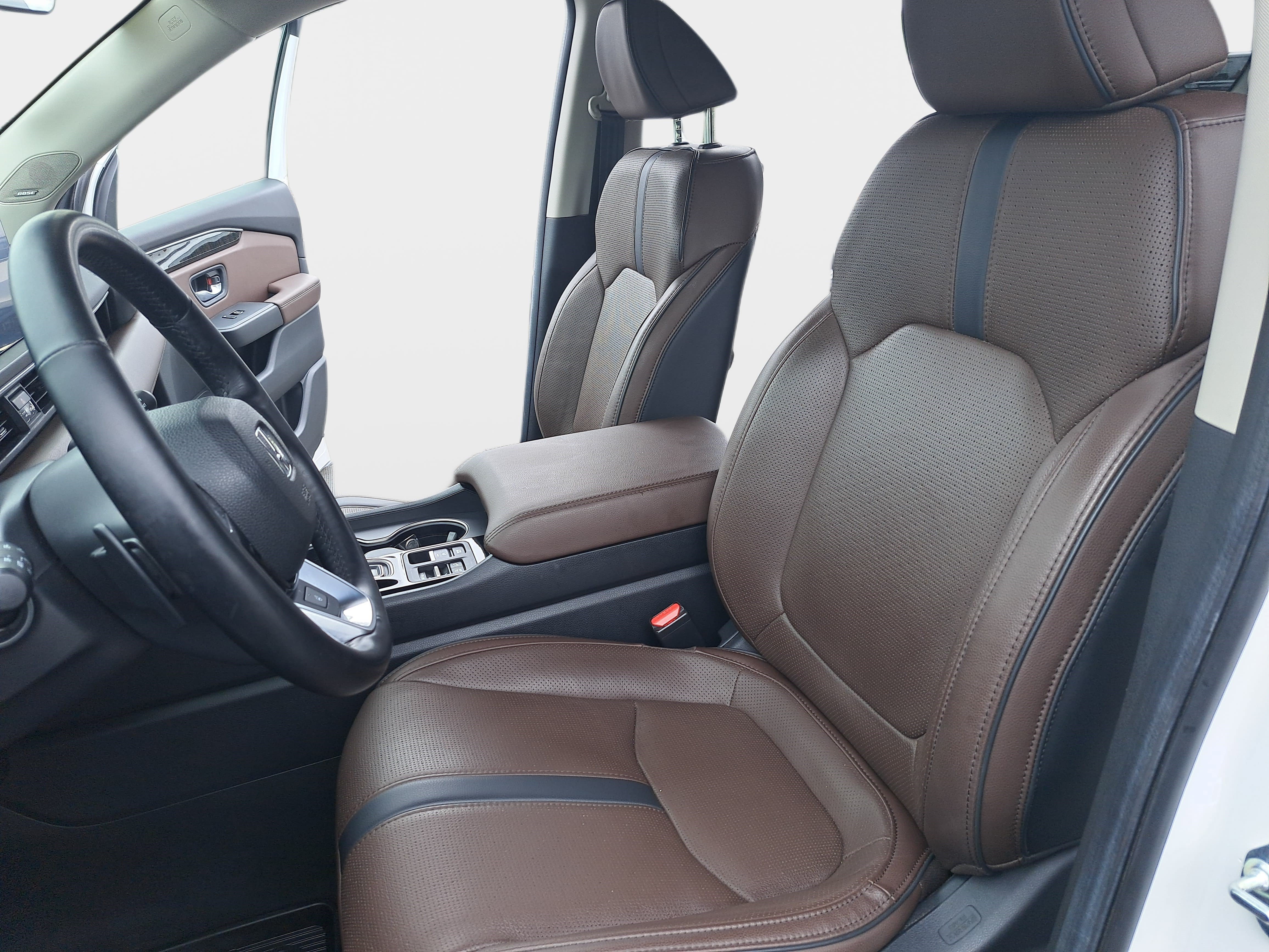 Used 2024 Honda Pilot Elite image 16