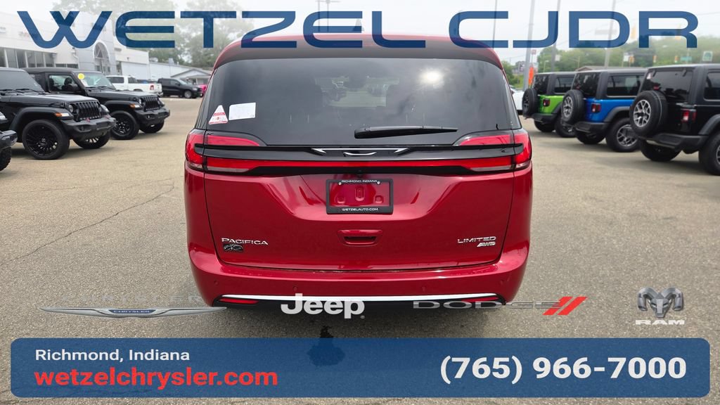 New 2027 Chrysler Pacifica Limited AWD/4WD image 6
