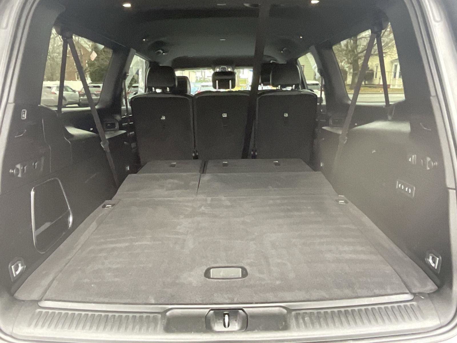 Used 2023 Jeep Wagoneer L Series II image 28