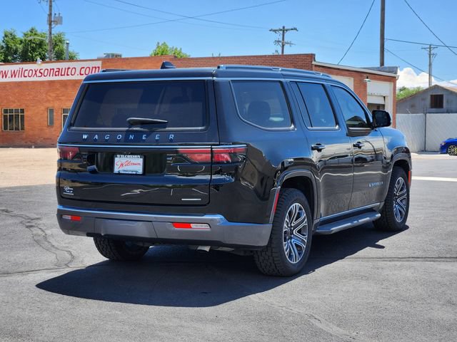 Used 2022 Jeep Wagoneer Series III AWD/4WD image 3