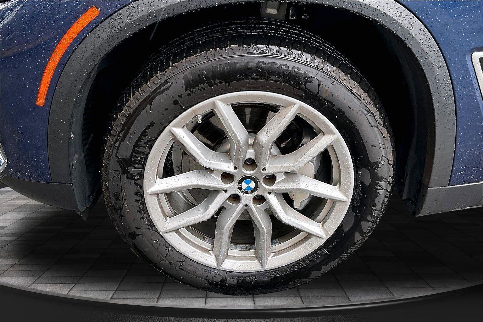 Used 2022 BMW X5 xDrive40i w/ Premium Package AWD/4WD image 36