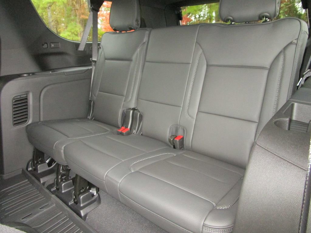 New 2026 GMC Yukon XL Denali w/ Sun & Power Step Package image 19