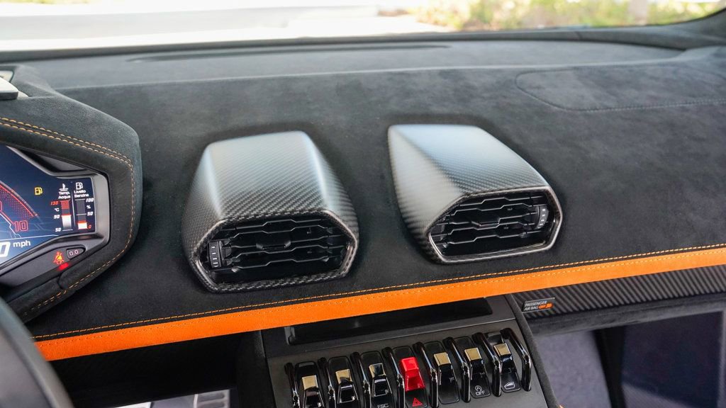 Used 2022 Lamborghini Huracan STO image 58