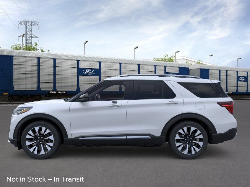 New 2026 Ford Explorer Platinum w/ LUX Leather Package AWD/4WD image 3