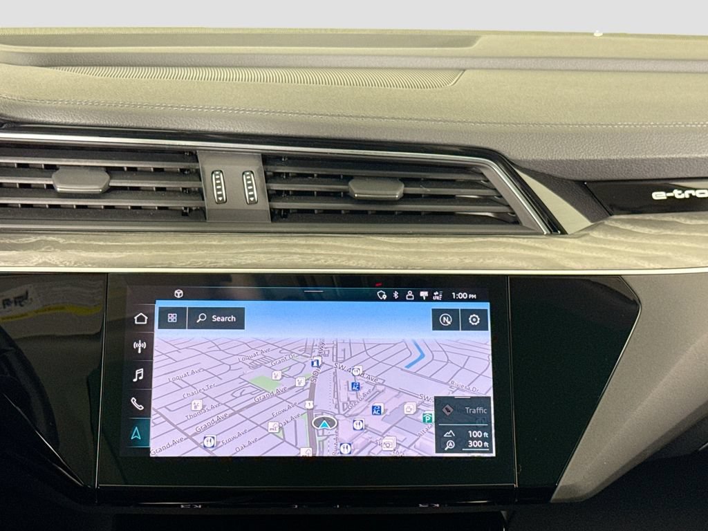 Used 2021 Audi e-tron Premium w/ Convenience Plus Package AWD/4WD image 22
