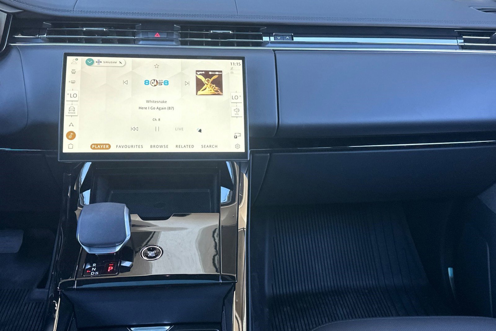 Used 2025 Land Rover Range Rover Sport SE image 29