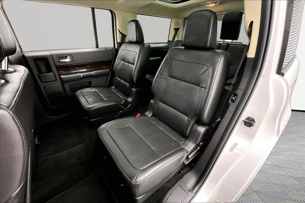 Used 2018 Ford Flex Limited w/ Equipment Group 301A FWD image 26