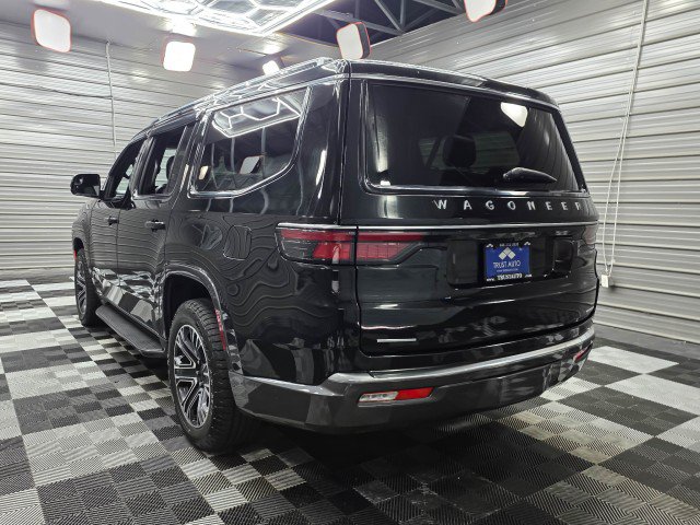 Used 2022 Jeep Wagoneer Series III w/ Flexible Seating Group AWD/4WD image 8