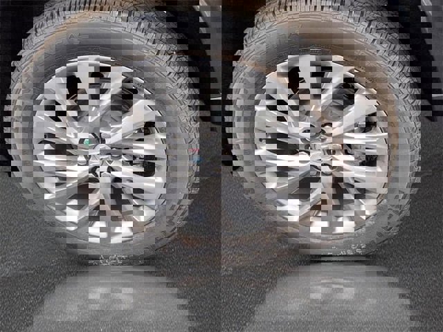 New 2026 Buick Enclave Preferred w/ LPO, Floor Liner Package image 30