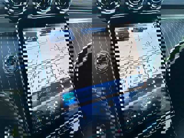 Used 2023 Mercedes-Benz C 300 4MATIC Sedan image 16