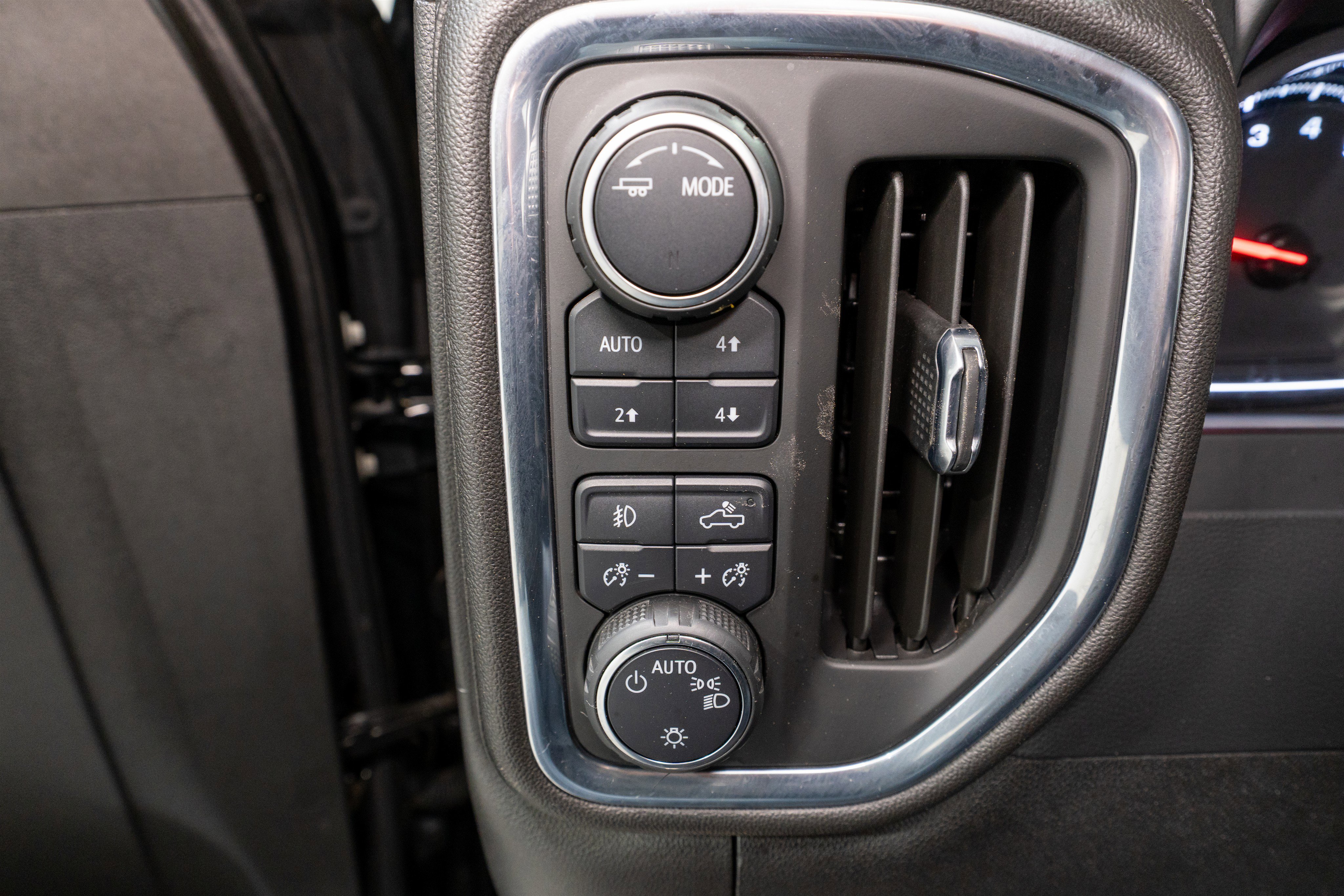 Used 2021 Chevrolet Silverado 1500 RST w/ True North Edition Plus image 31