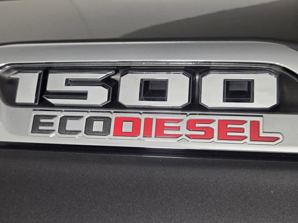 Used 2021 RAM 1500 Limited w/ Body Color Bumper Group AWD/4WD image 9
