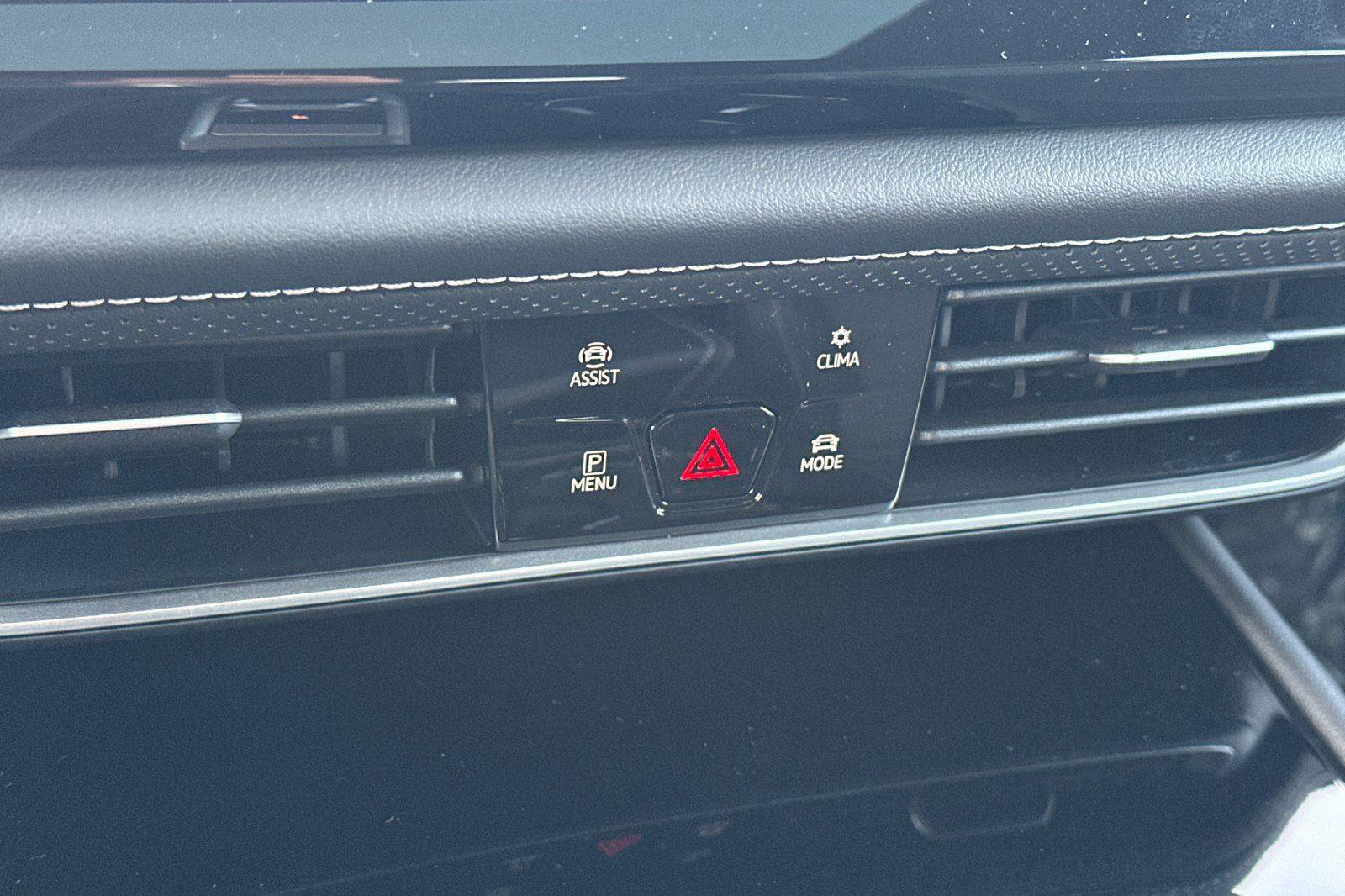 New 2026 Volkswagen Atlas Cross Sport SEL image 20