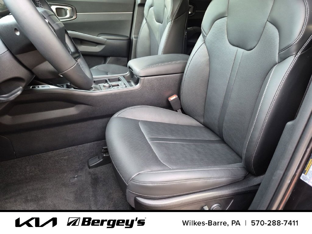 Certified 2026 Kia Sorento S w/ S Panoramic Sunroof Package AWD/4WD image 21