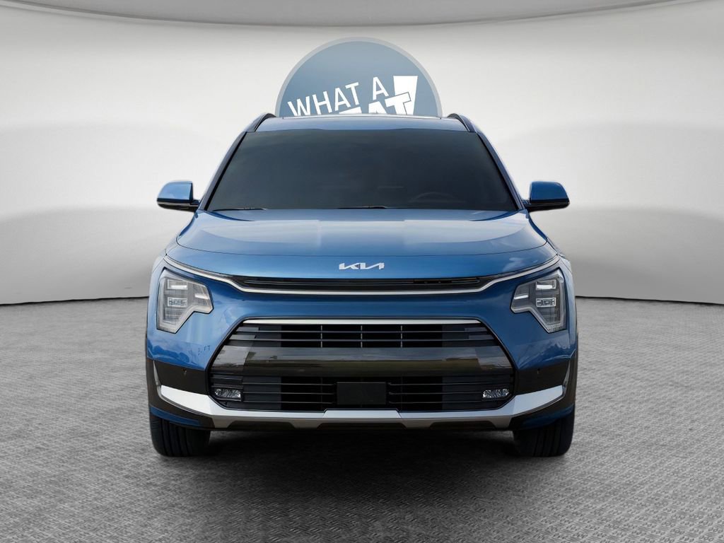 New 2025 Kia Niro SX Touring image 2