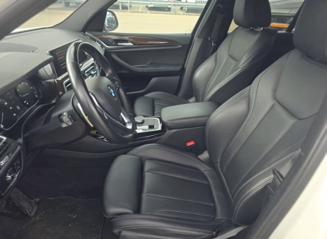 Used 2022 BMW X3 xDrive30i image 3