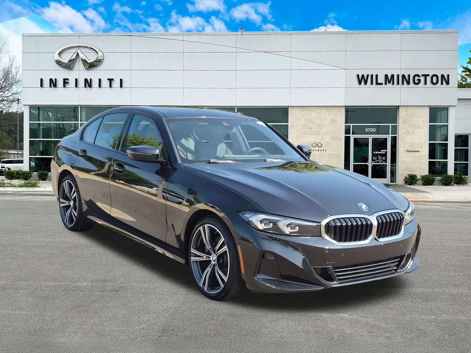 Used 2023 BMW 330i Sedan w/ Premium Package RWD image 1