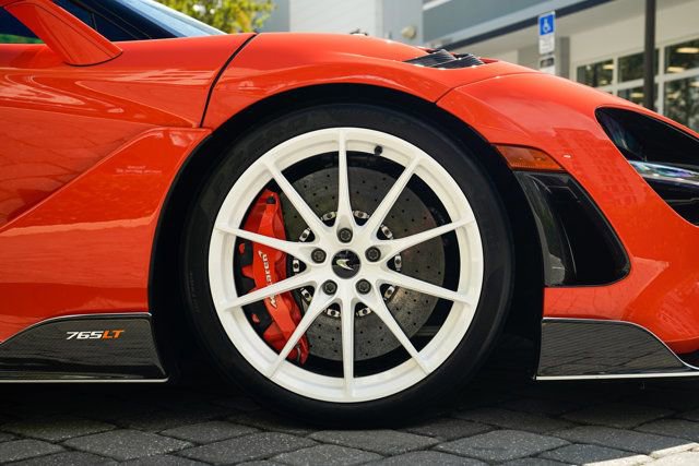 Used 2021 McLaren 765LT image 35