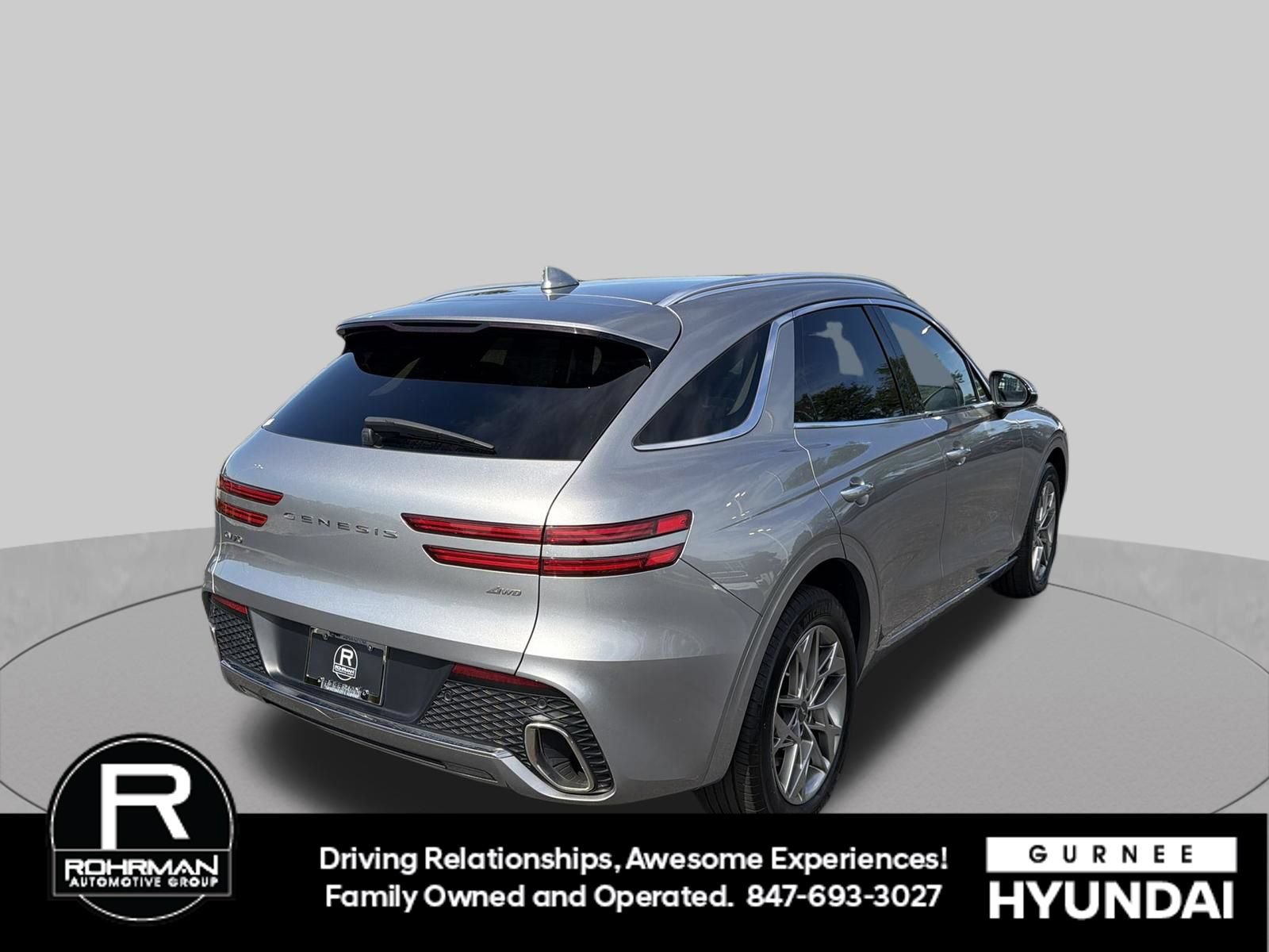 Used 2025 Genesis GV70 2.5T AWD/4WD image 9