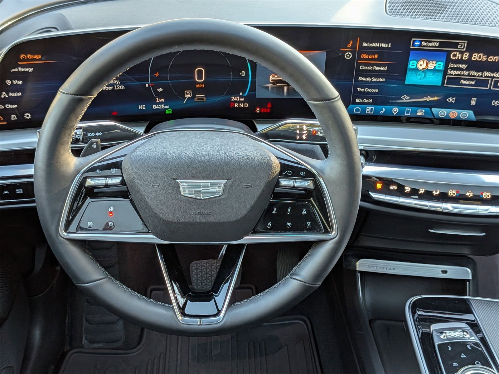 Used 2024 Cadillac Lyriq Sport image 32