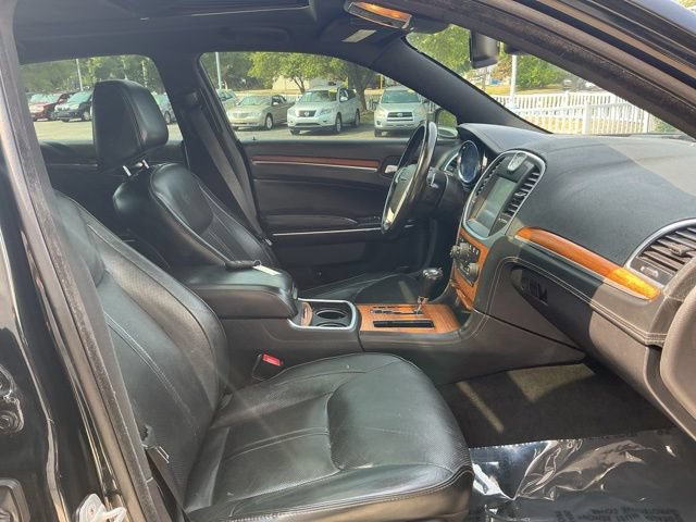 Used 2013 Chrysler 300 C w/ Harman Kardon Audio Group AWD/4WD image 35