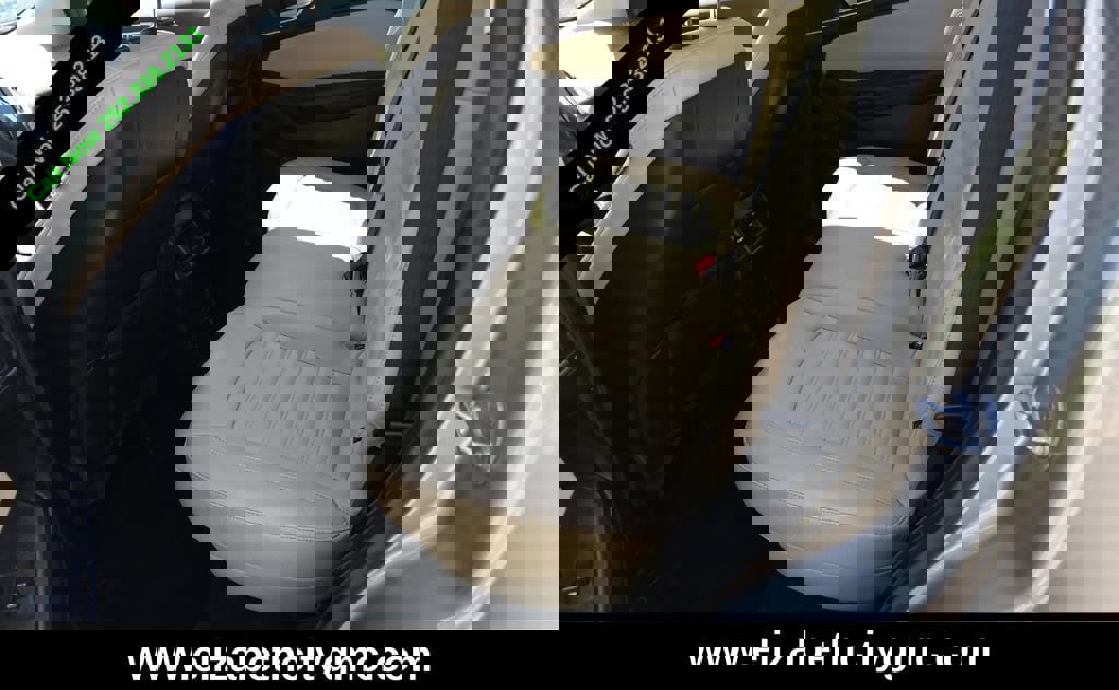 Used 2022 Ford Edge SEL w/ Convenience Package image 4