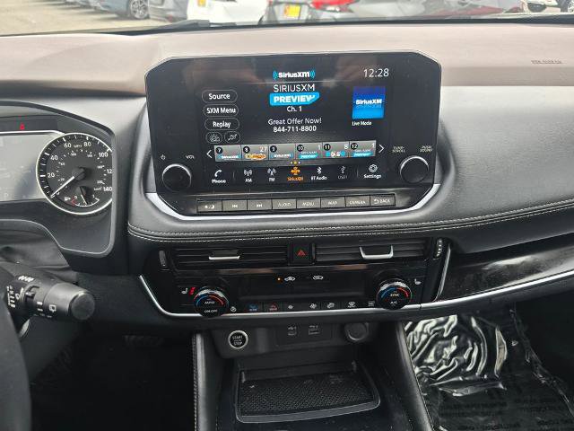 Certified 2022 Nissan Rogue SL w/ SL Premium Package image 9