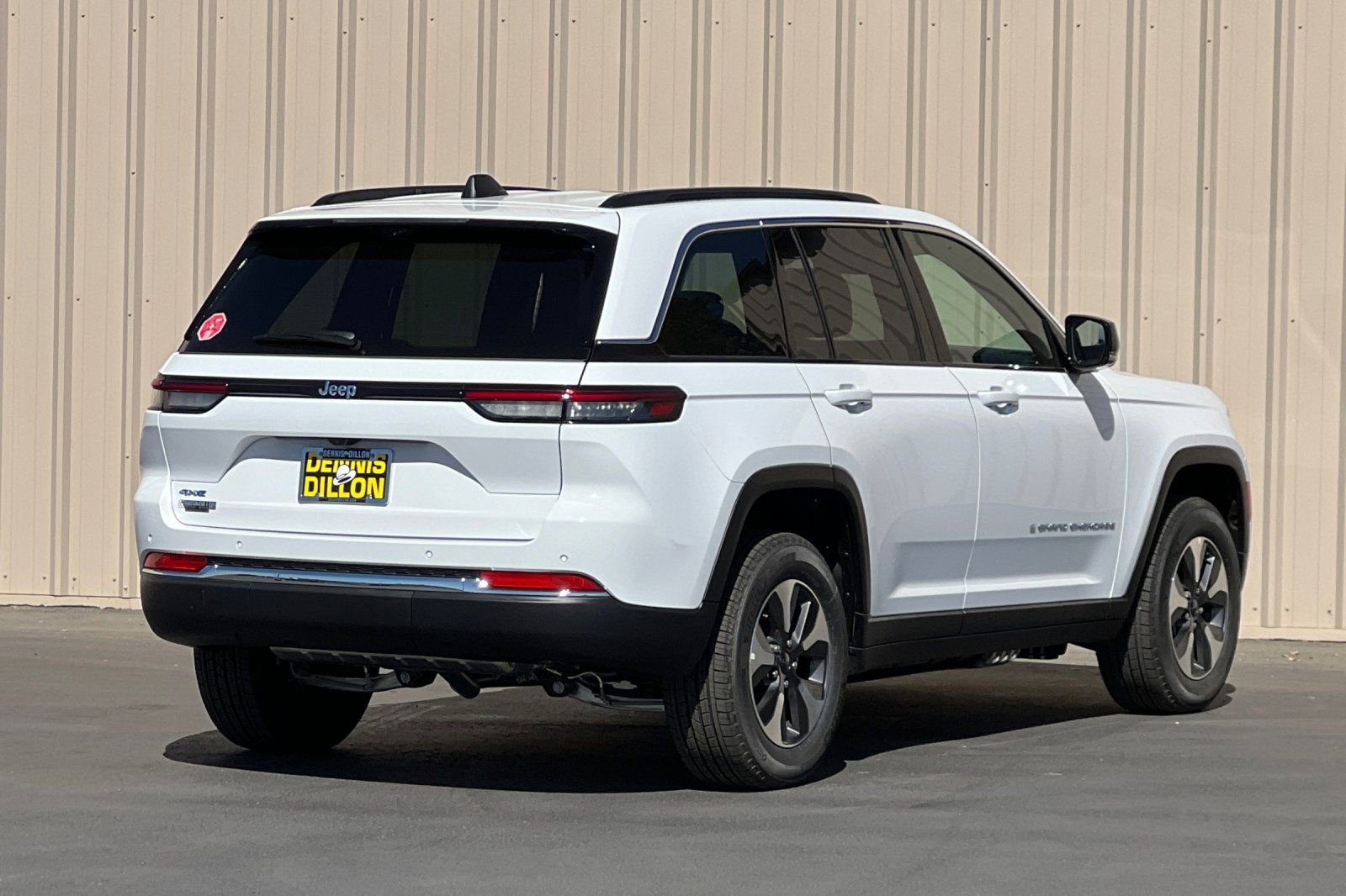New 2024 Jeep Grand Cherokee Limited 4xe w/ Luxury Tech Group II AWD/4WD image 3