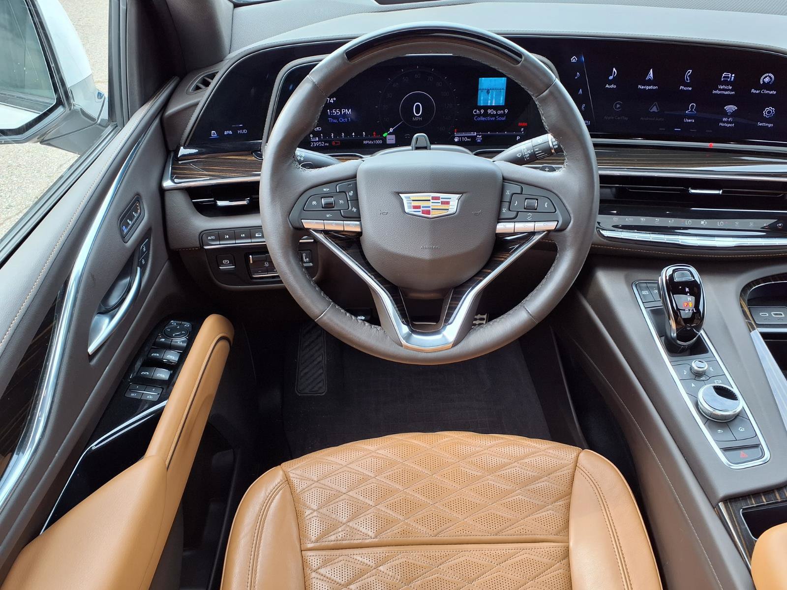 Used 2024 Cadillac Escalade Sport w/ LPO, ONYX Package AWD/4WD image 12