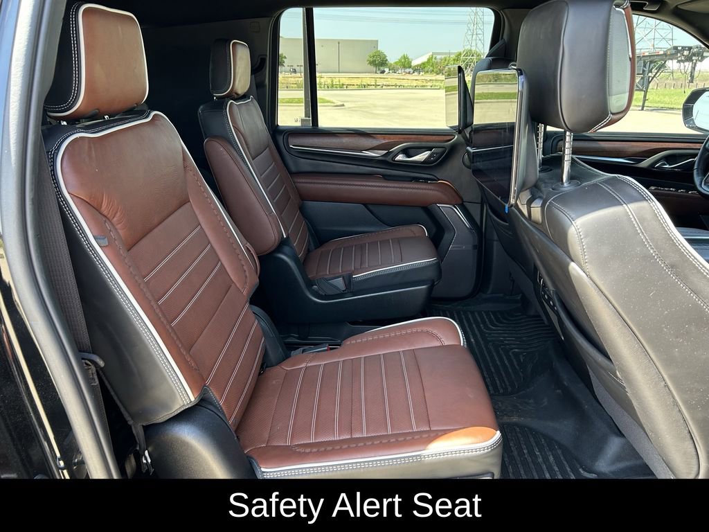 Used 2024 GMC Yukon XL Denali Ultimate image 36