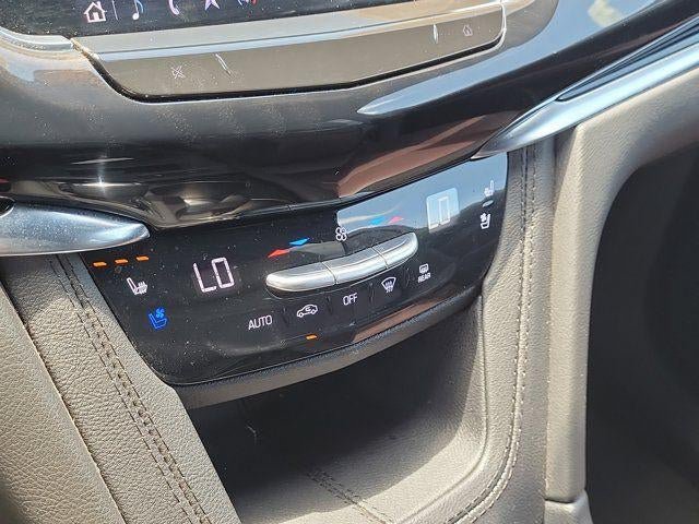 Certified 2023 Cadillac XT6 Premium Luxury FWD image 28