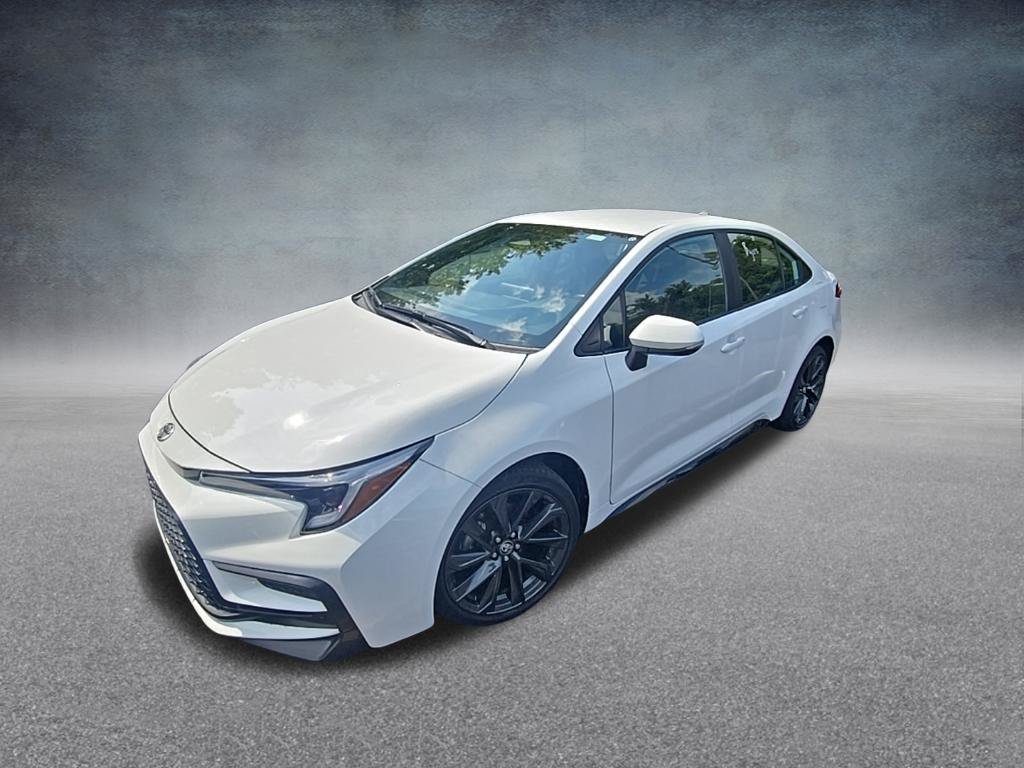 Used 2025 Toyota Corolla SE FWD image 3