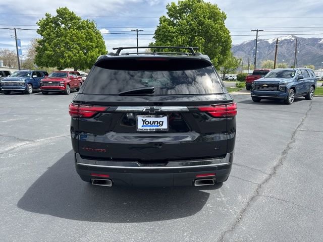 Certified 2022 Chevrolet Traverse Premier w/ Redline Edition AWD/4WD image 6