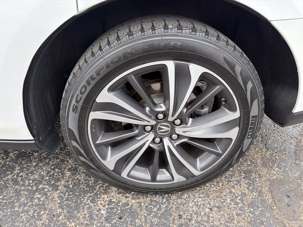 Used 2020 Acura MDX w/ Technology Package AWD/4WD image 15