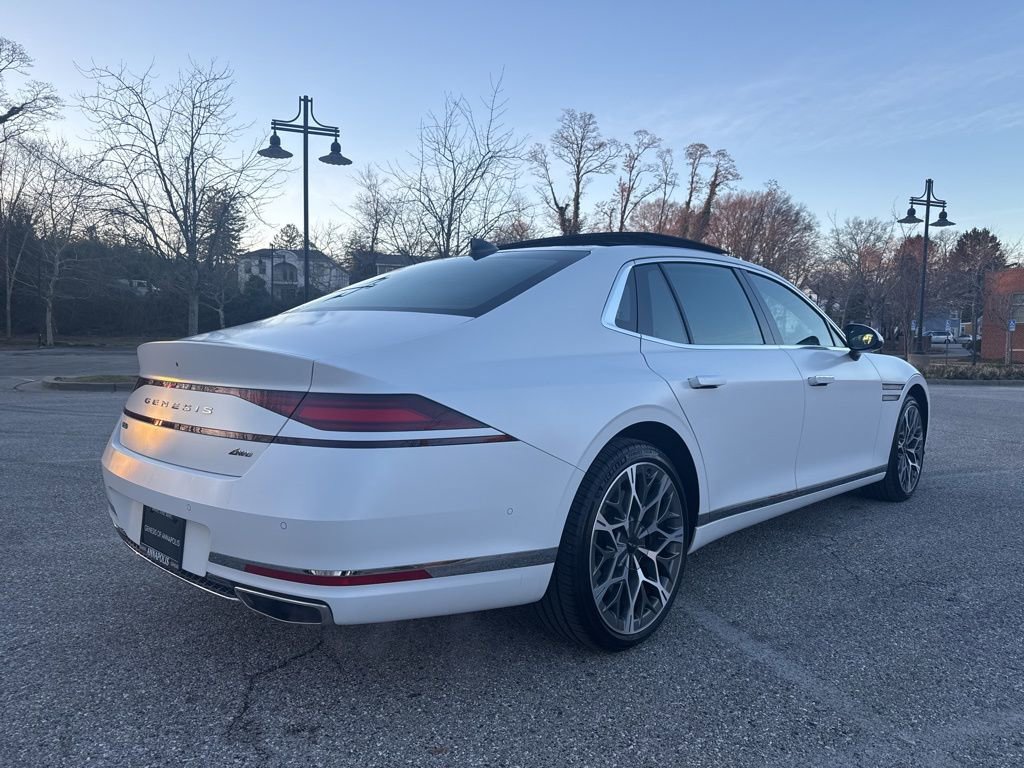 Used 2025 Genesis G90 3.5T image 9