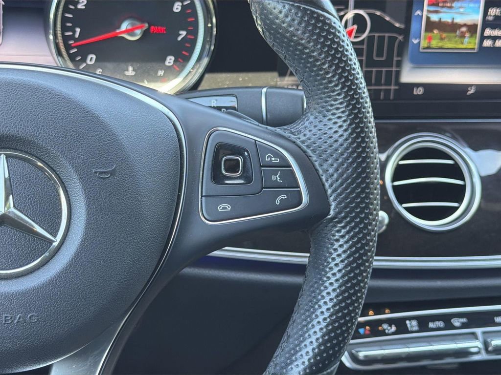 Used 2017 Mercedes-Benz E 300 image 10