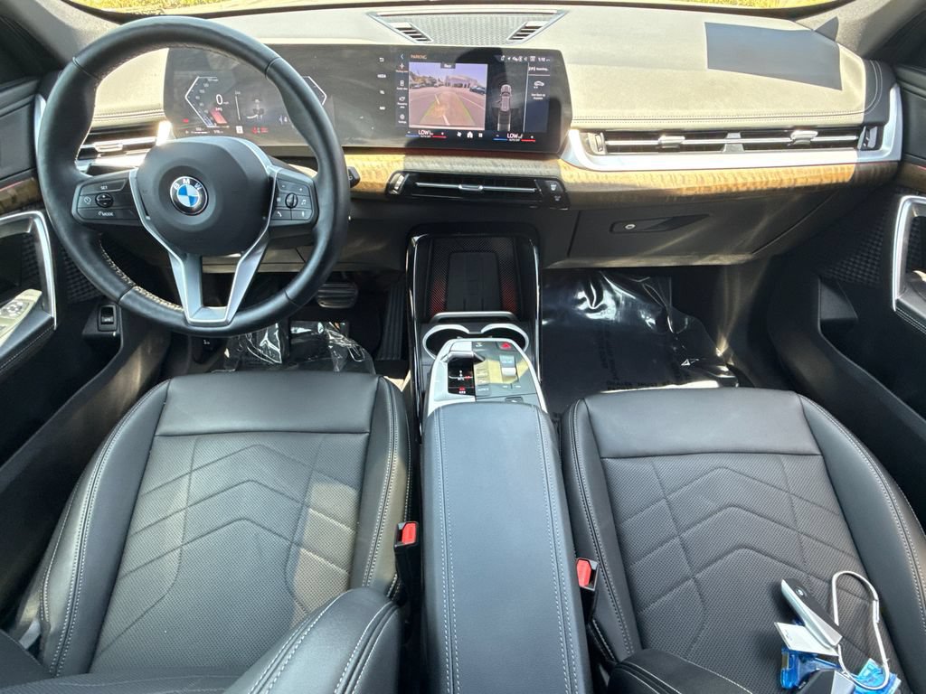 Used 2025 BMW X1 xDrive28i AWD/4WD image 18