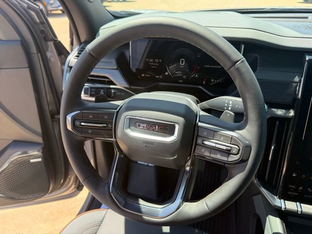 New 2026 GMC Acadia AT4 w/ Luxury Package AWD/4WD image 18